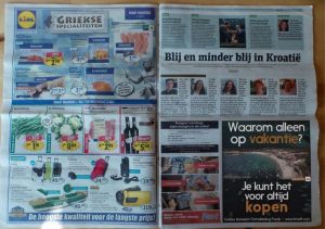 Διαφήμιση σε Ολλανδική εφημεριδα: Γιατι να κανεις μονο διακοπες ενω μπορεις ν αγορασεις ολοκληρη την παραλια;